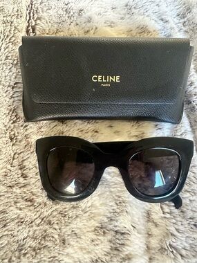 Celine bold oval/cat-eye acetate sunglasses CL 41393 / Small frame